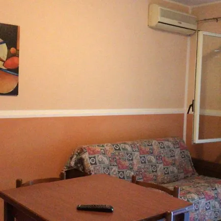 Sileno Daire Giardini Naxos